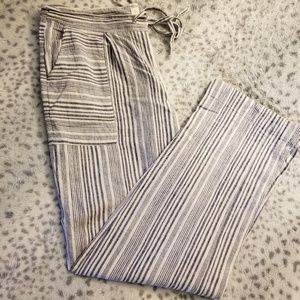 Laundry by Shelly Segal linen blend striped pant